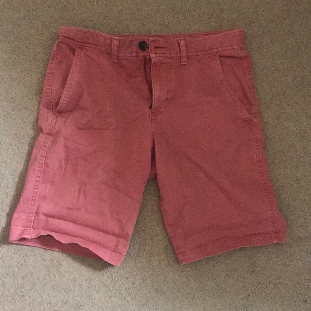 Salmon Men’s Khaki Shorts